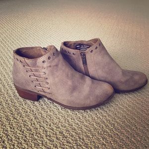 Tan Minnetonka booties